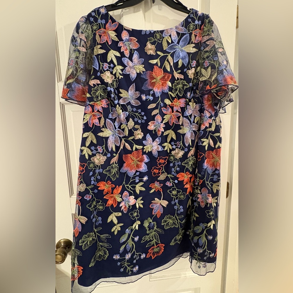 Jessica Howard Women’s Plus Navy Blue with Floral Embroidered Overlay Dress 22W